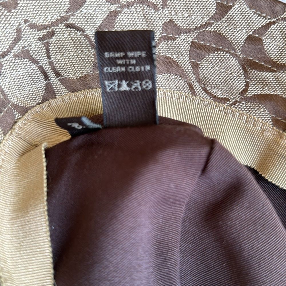 Coach Signature Jacquard Bucket Hat Small - Picture 5 of 6
